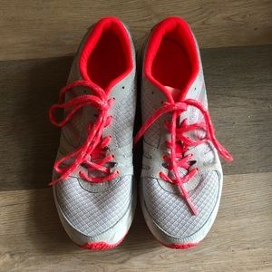 New Balance Running Shoes